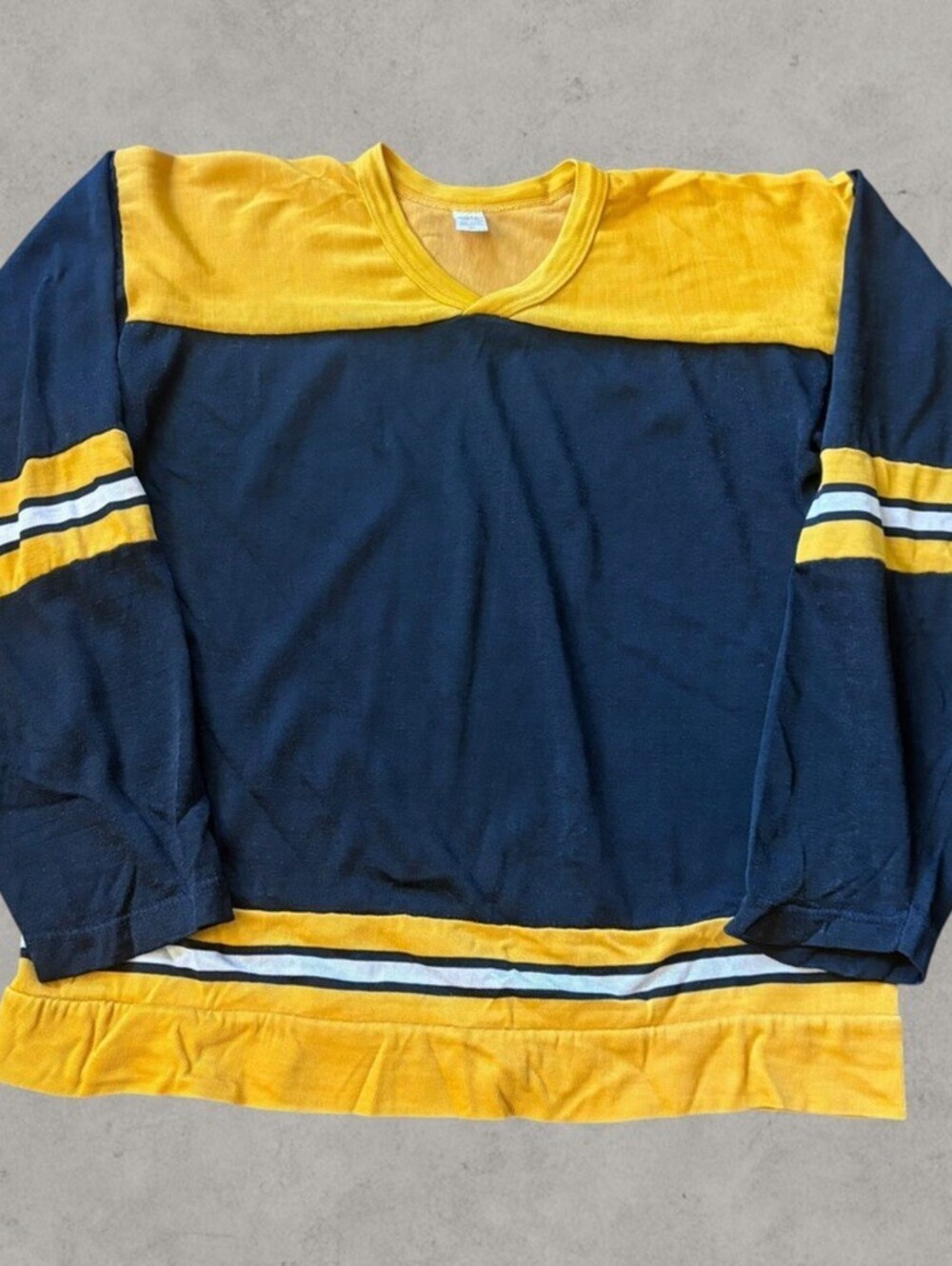 True Vintage 70s/80s Pullover Hockey Jersey Mens Medium Boston Bruins Shirt